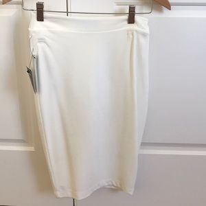 White lulus pencil skirt